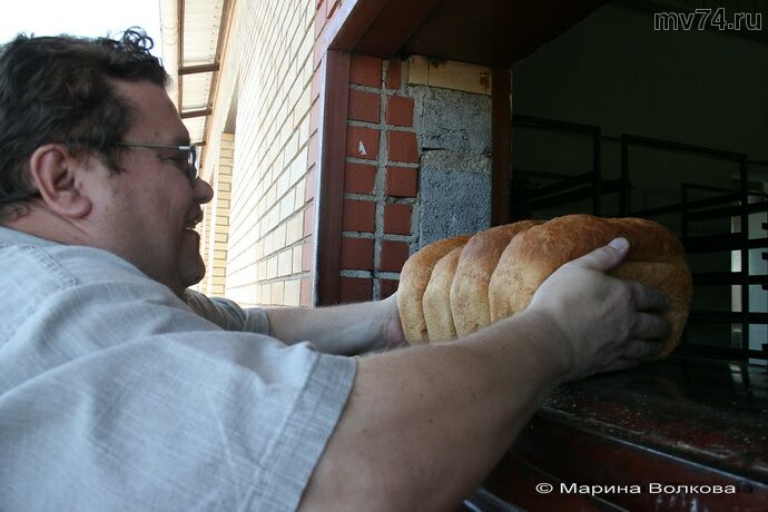 В Верхнеуральске можно купить горячий хлеб