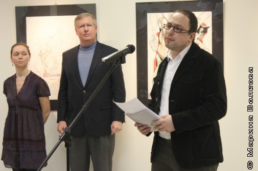 Борис Салахов, арт-директор галереи, говорил, по сути, о покаянии