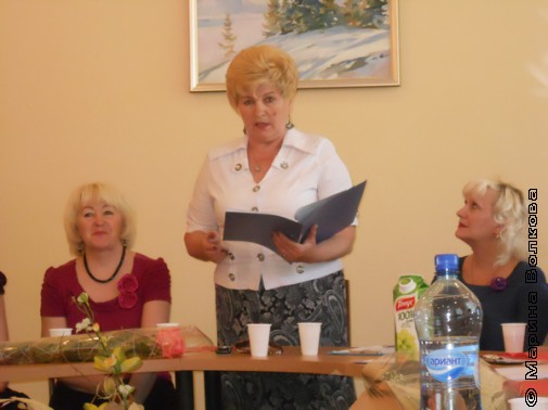 Программу работы литературного кружка защищает Елена Янышева