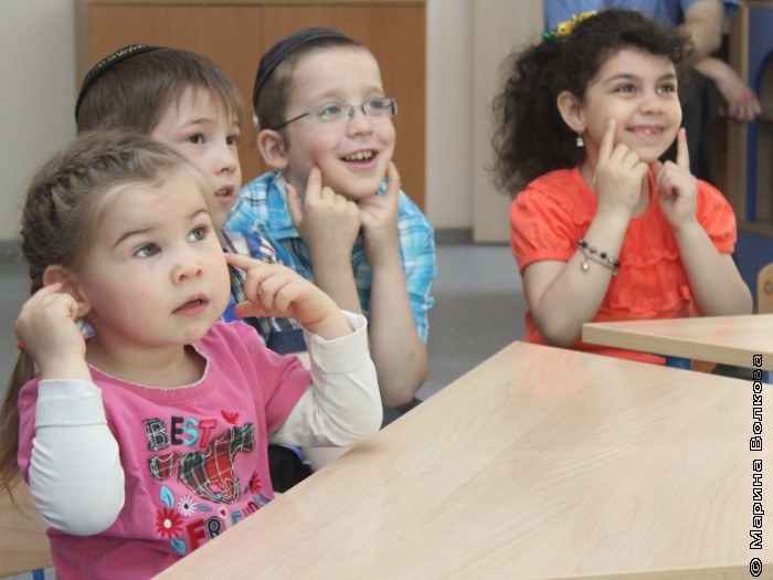 На Читательском марафоне в еврейском детском саду