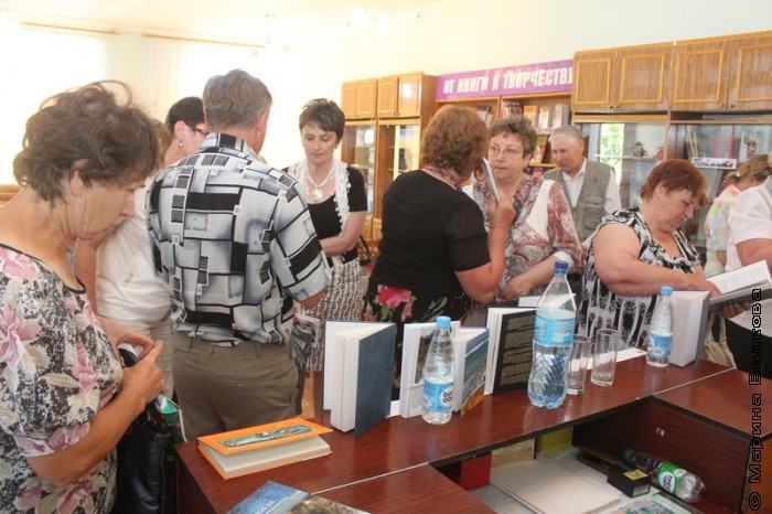встреча с читателями в библиотеке Кизильского