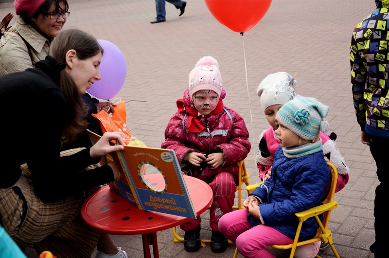 Городской фестиваль «Челябинск читающий» на Кировке